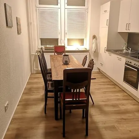 Stilvolle Ferienwohnung-urlaub Im Kulturdenkmal شقة *